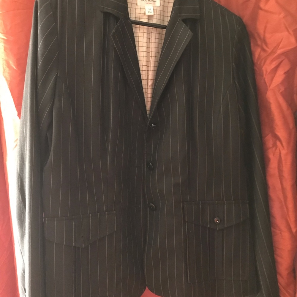 Pant Suit - Picture 4 of 4